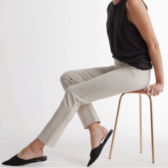 Quince Ultra Stretch Ponte Straight Leg Ankle Pants NEW Size S / 26 Cream - Picture 2 of 10